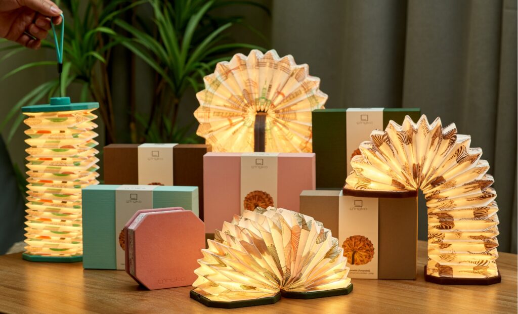 G006 gingko velvet accordion lamp group (2)